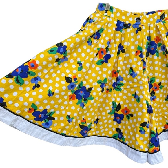VTG Wide-Leg Culotte Shorts Bright Yellow Floral Polka Dot Howard Wolf USA Sz 12 - Picture 4 of 10